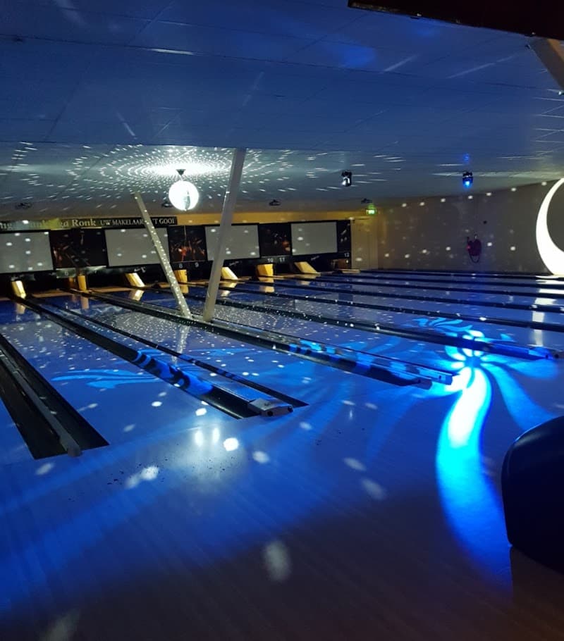 Bowlingcentrum Huizen🎳 photo 2