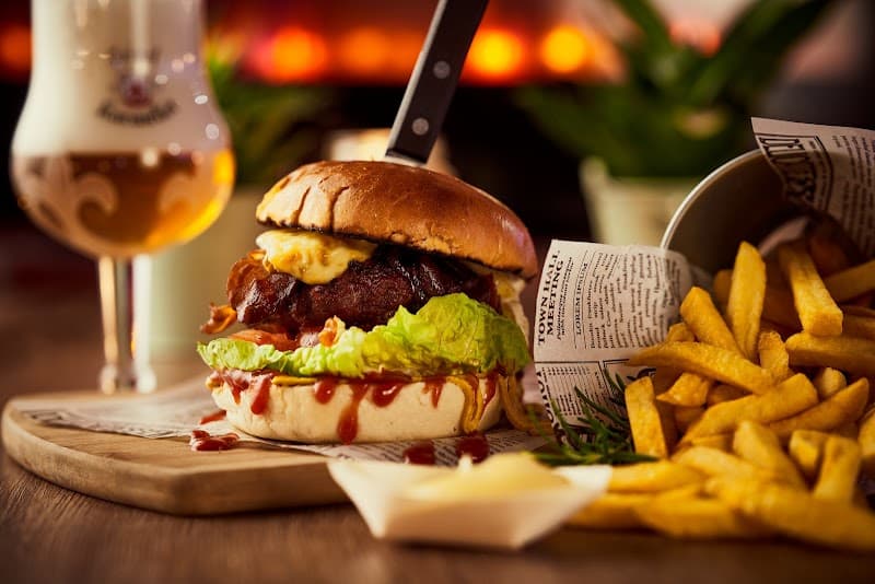 Buddy's Bowling&Bites photo 2