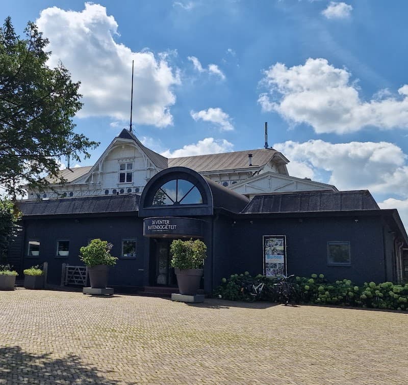 Deventer Buitensociëteit & Bowling photo 3