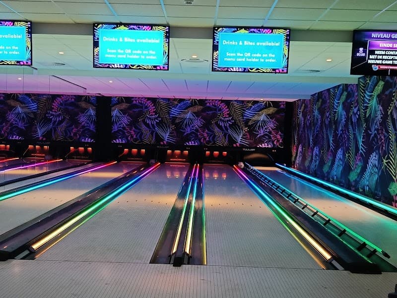 Hyperbowling photo 2