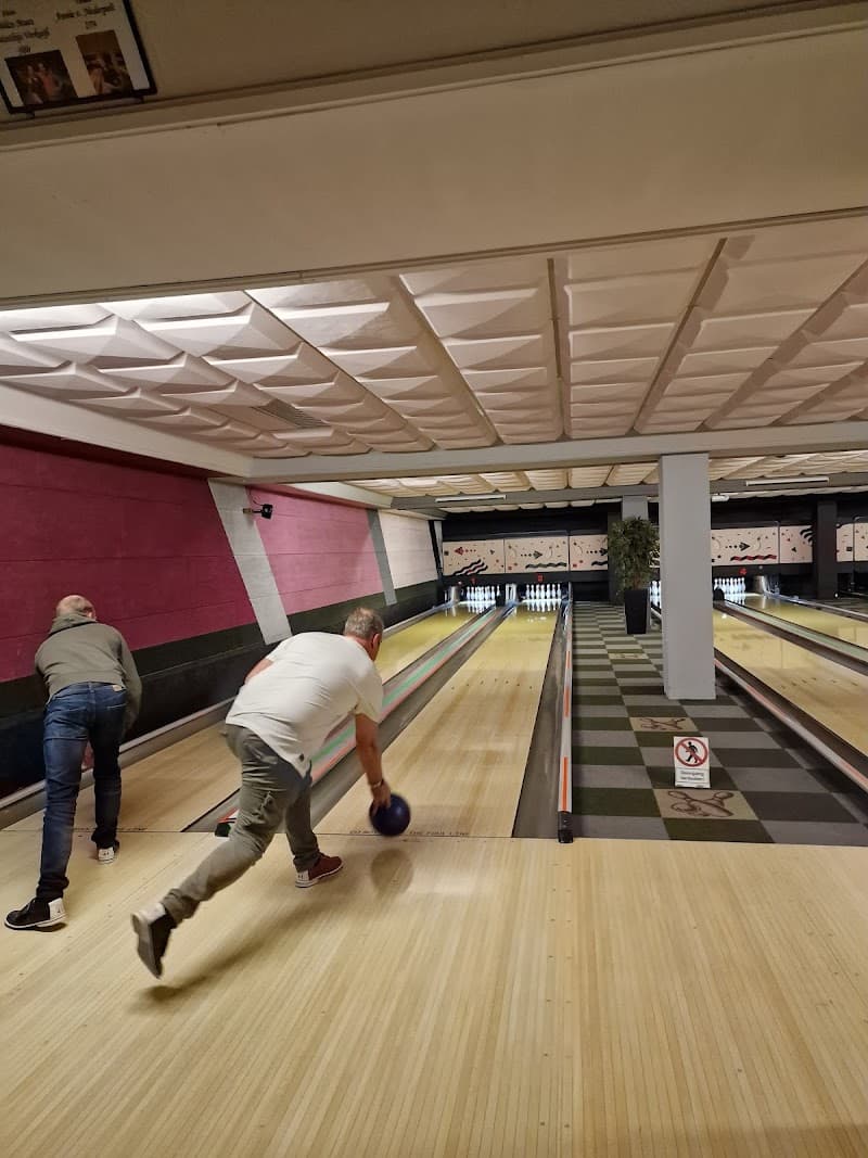 Bowlingcentrum De Flying Bowling photo 3