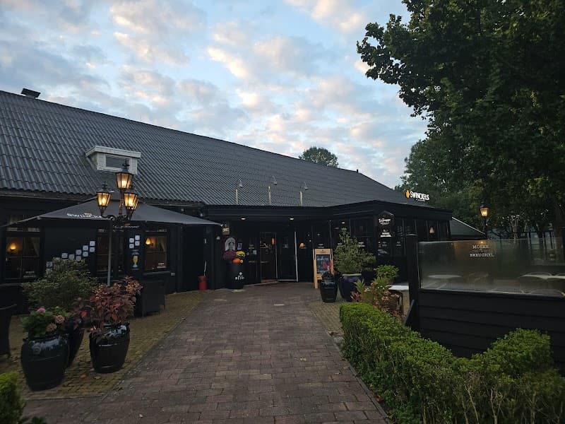 Moeke Breughel photo 3