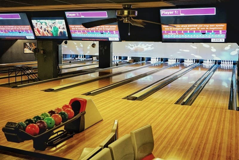 Bowlingcentrum Groningen photo 2