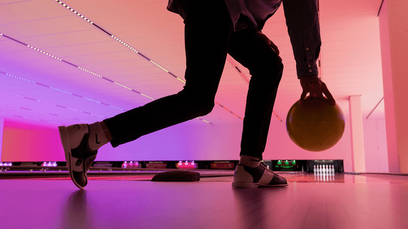 Bowlo Bowling, Pool & Lounge