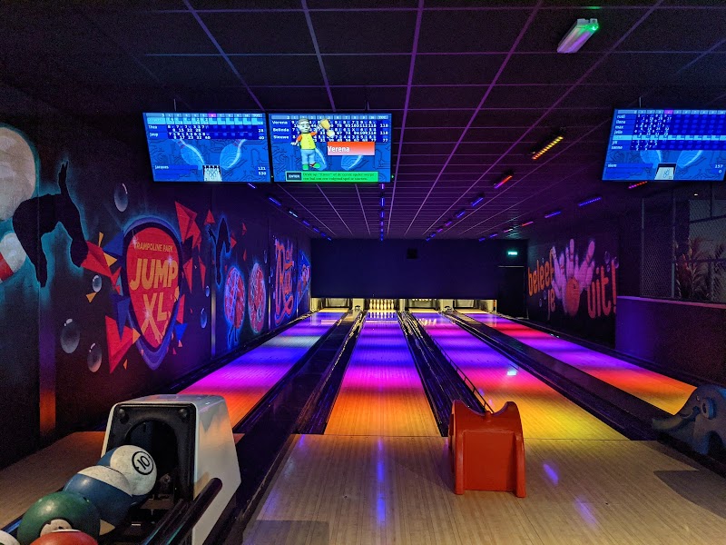 De Riet Indoor Entertainment Padelbanen bowlingcentrum Horst - foto 2