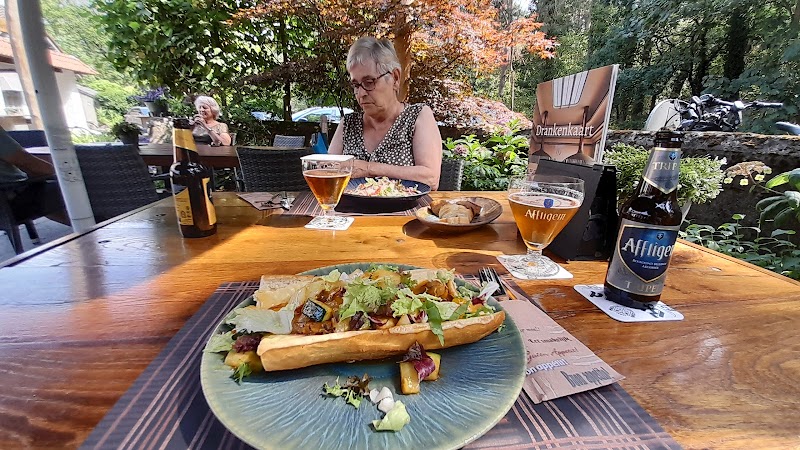 Grill-Restaurant & Bowling "Net Iets Anders" bowlingcentrum Oisterwijk - foto 2