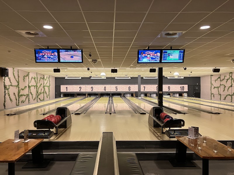 Pooltime Bowling Houten🎳 bowlingcentrum Houten - foto 3